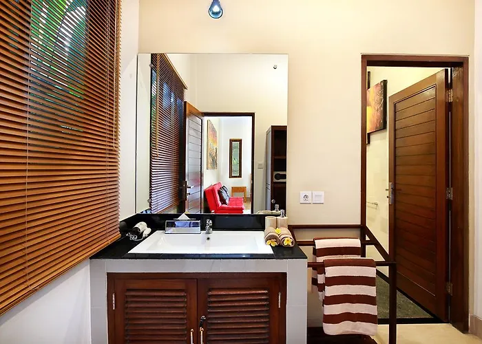 De Liza Beachside By Bali Seminyak (Bali)