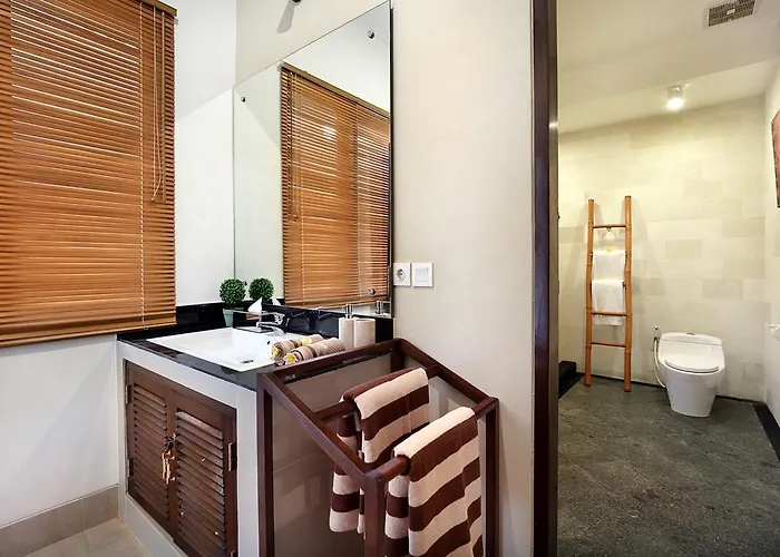 Villa De Liza Beachside By Bali Seminyak (Bali)